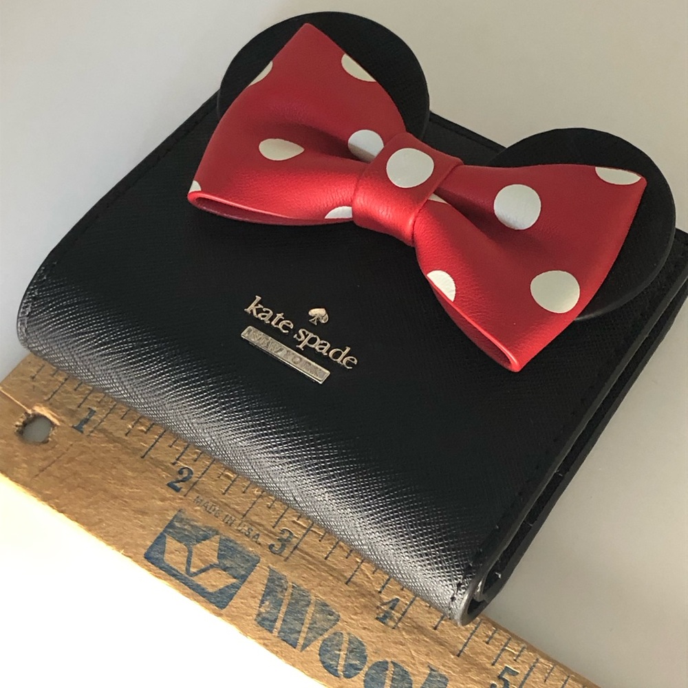 Kate Spade Disney Minnie Mouse Bow Adalyn Leather Bifold Compact Wallet Black - Picture 16 of 16
